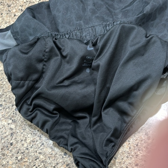 New—Nike black Sparkle camo running shorts - Picture 5 of 5